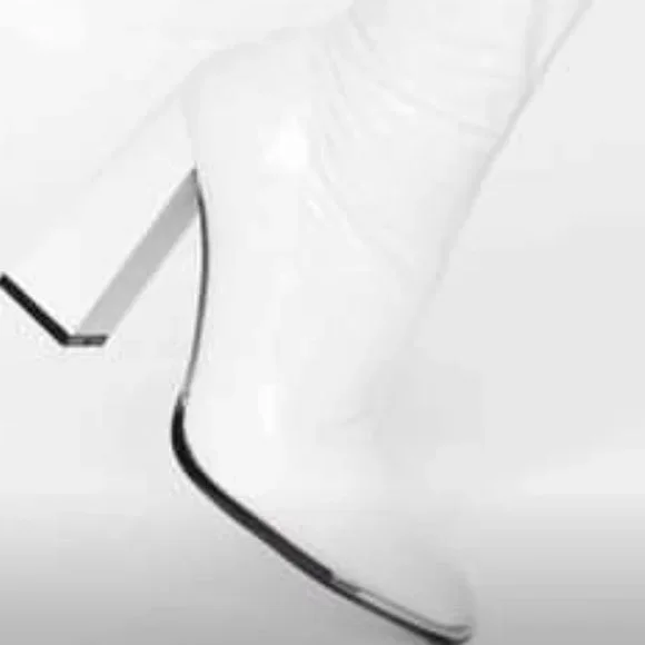 White booties - Picture 2 of 3